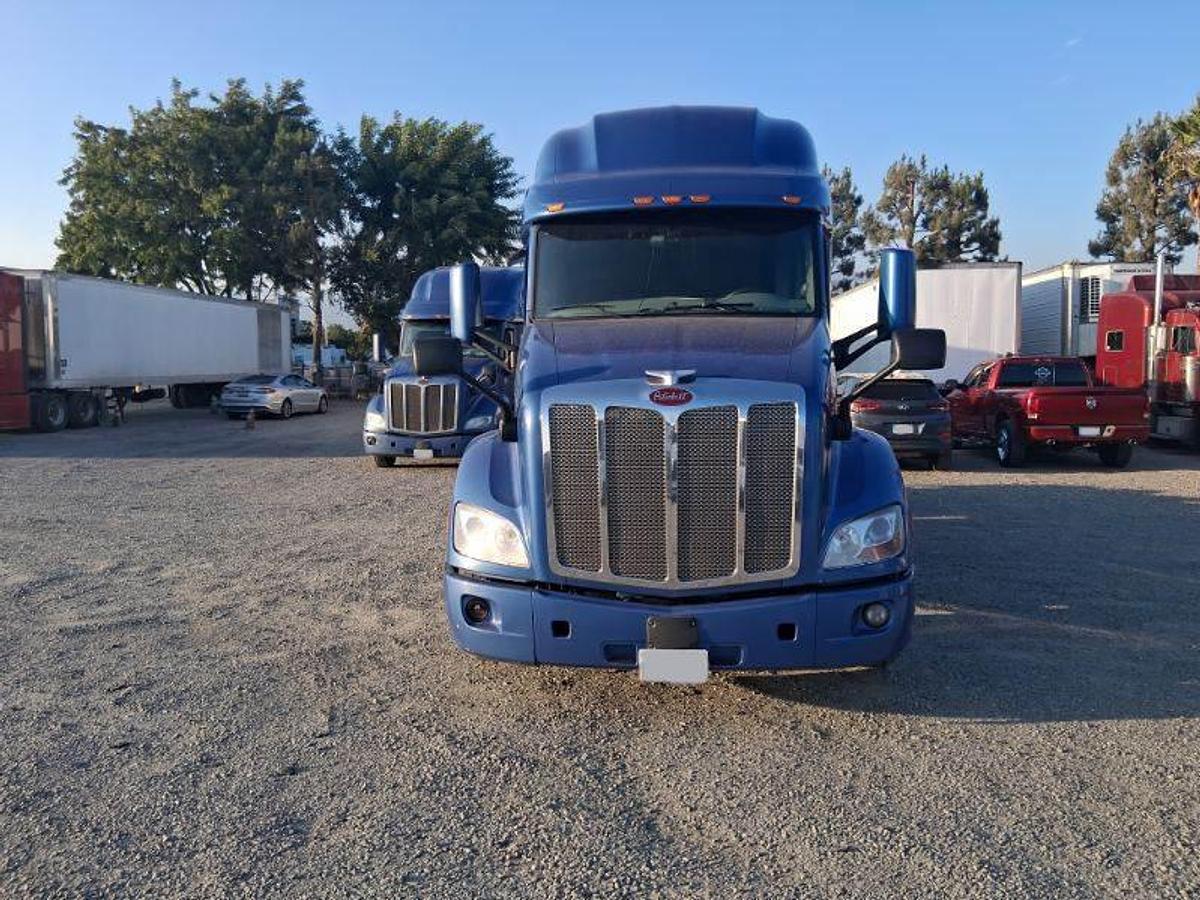 Used 2020 Peterbilt 579 Sleeper