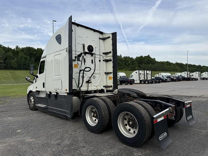 Used 2020 Freightliner PT126 Sleeper