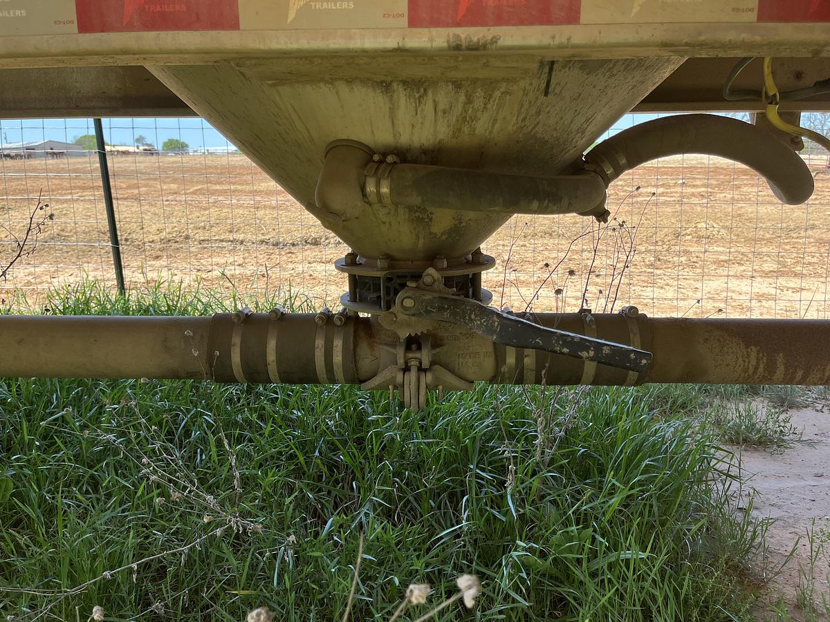 Used 2015 Vantage Pneumatic