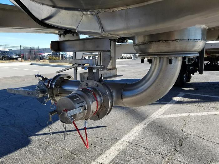 2025 Polar Fertilizer Trailers