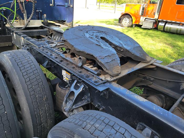 Used 2023 Peterbilt 389