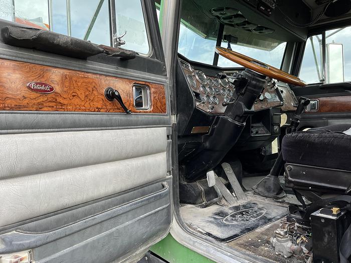 Used 1993 Peterbilt 379 Day Cab