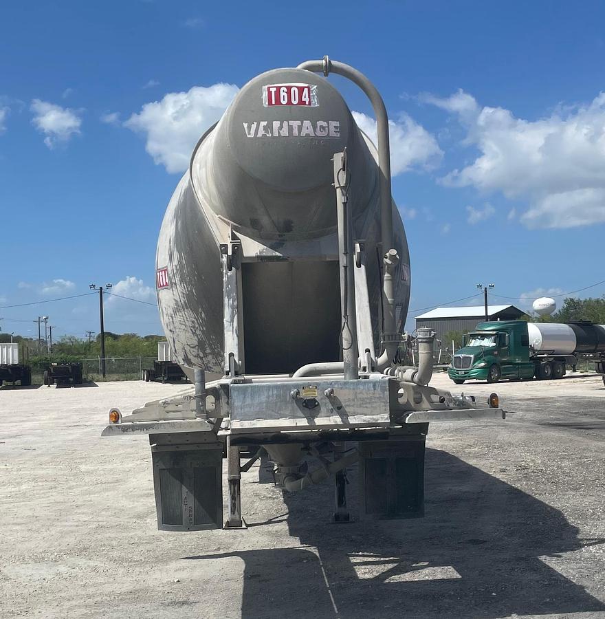 Used 2015 Vantage Pneumatic