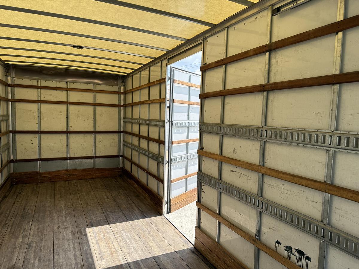 Used 2020 Freightliner M2 106