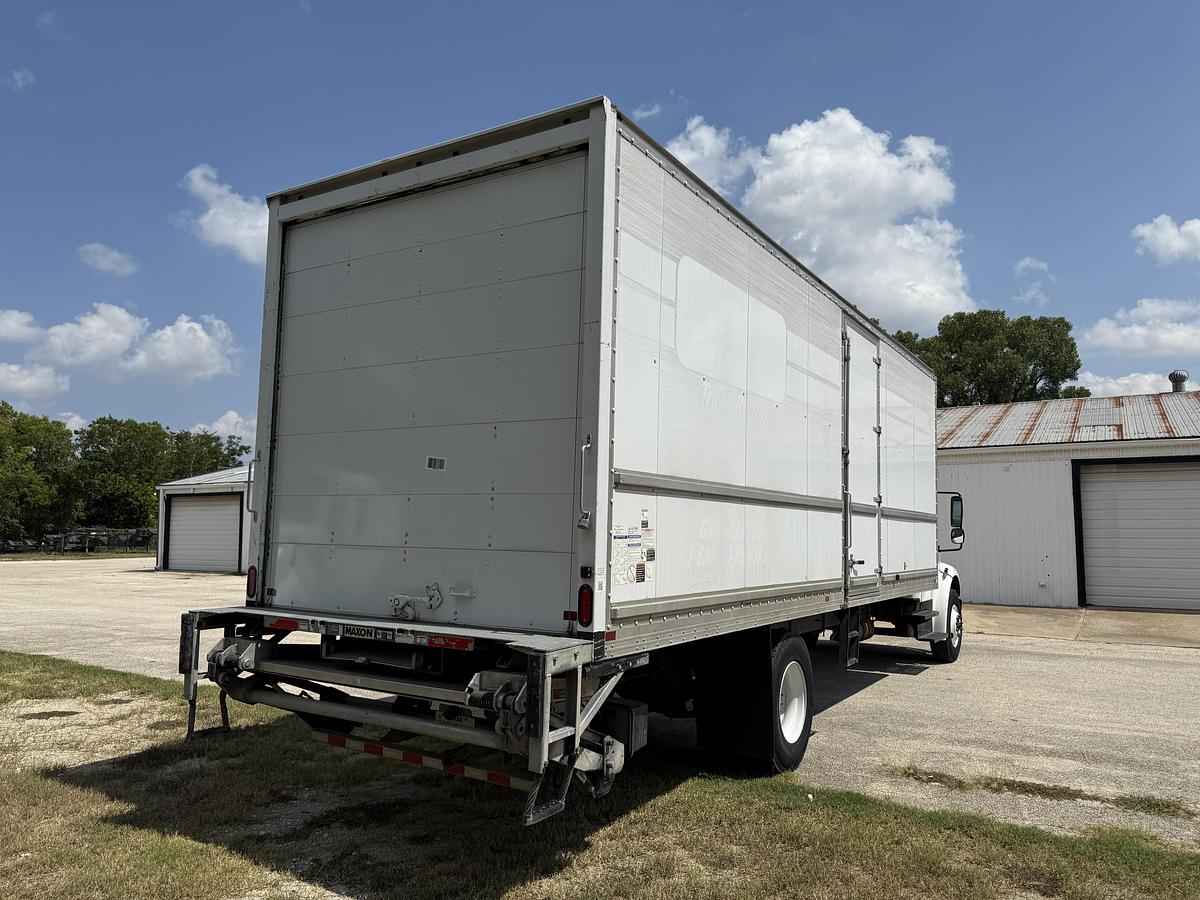 Used 2020 Freightliner M2 106
