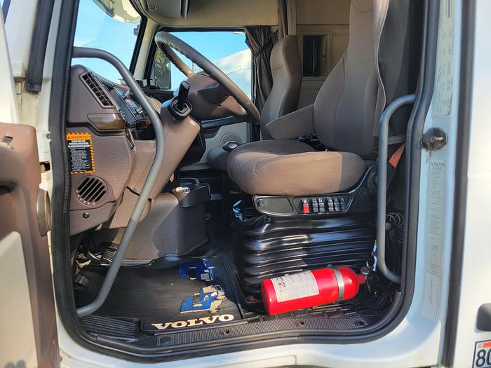 Used 2015 VOLVO VDH