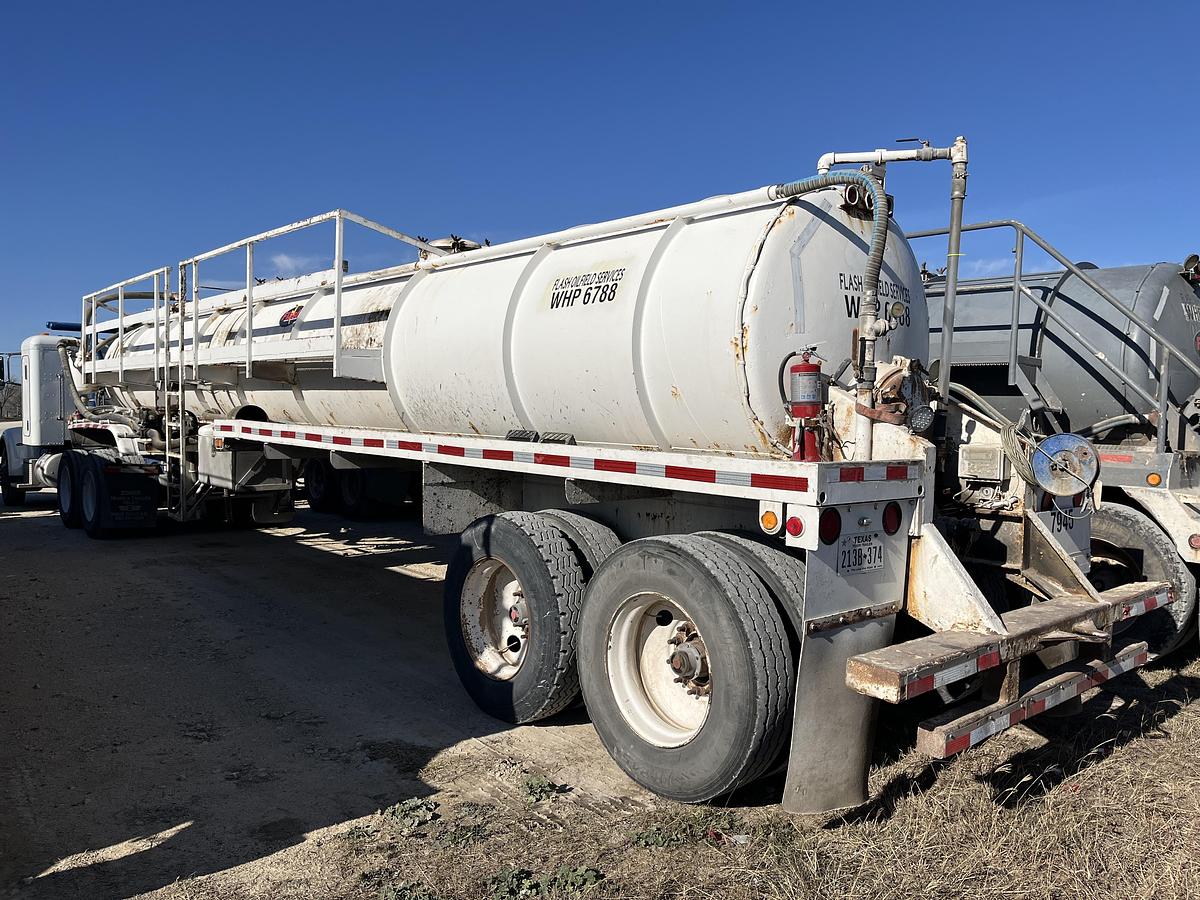 Used 2016 Troxell Vac Tank Trailer