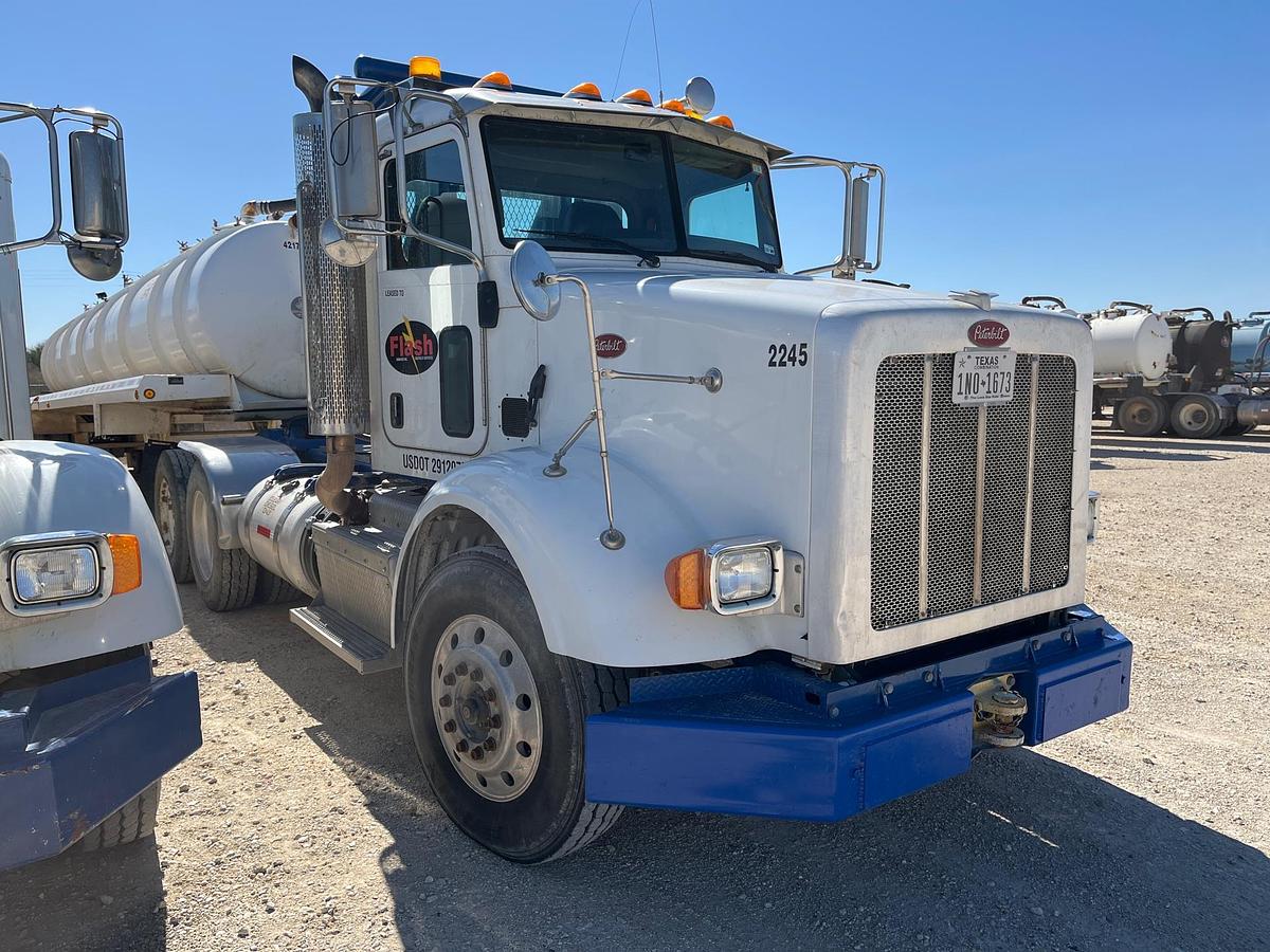 Used 2012 Peterbilt 365 Winch Truck