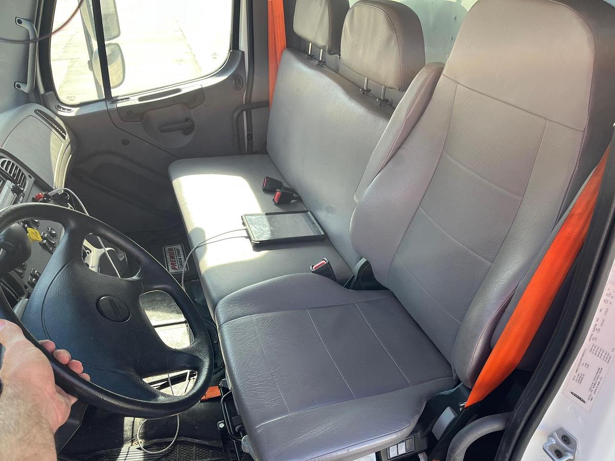 Used 2023 Freightliner M2 106 Box Truck