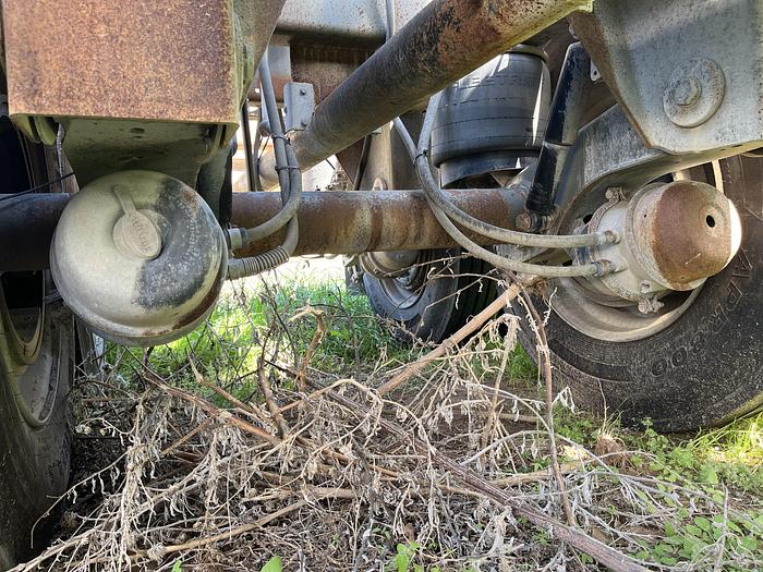 Used 2000 Polar Pneumatic Trailer