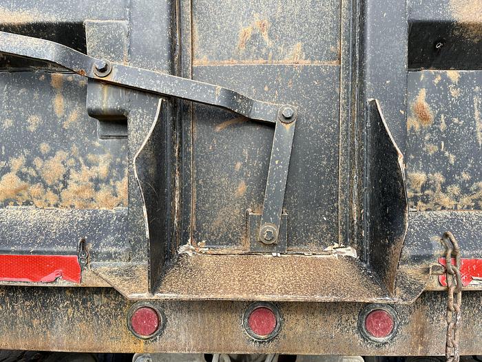 Used 1996 Lufkin End Dump