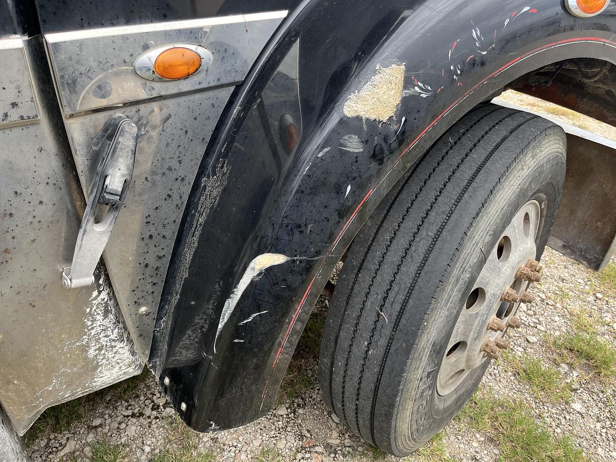 Used 2011 Freightliner Coronado 122SD Day Cab