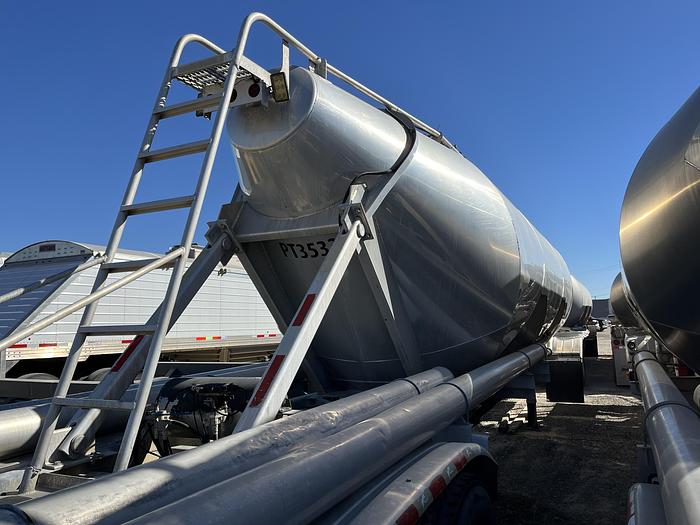Used 2012 Vantage Pneumatic