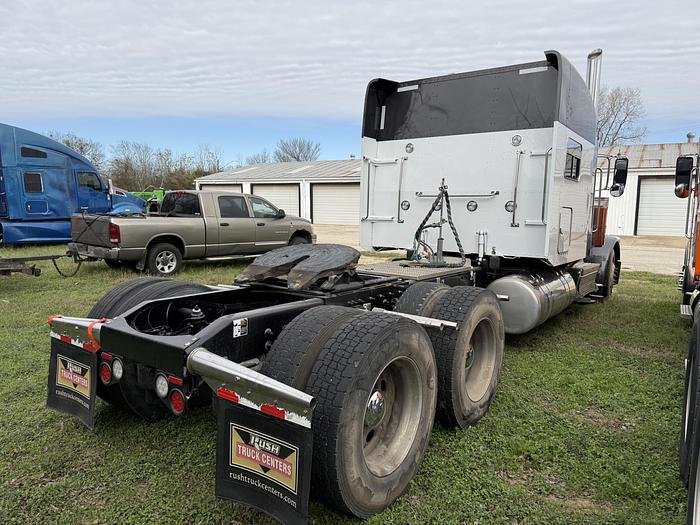 Used 2024 Peterbilt 389