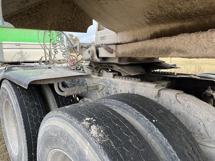 Used 1993 Peterbilt 379 Day Cab