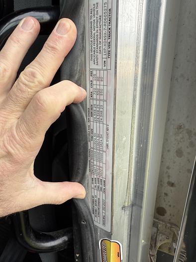 Used 2024 Peterbilt 389