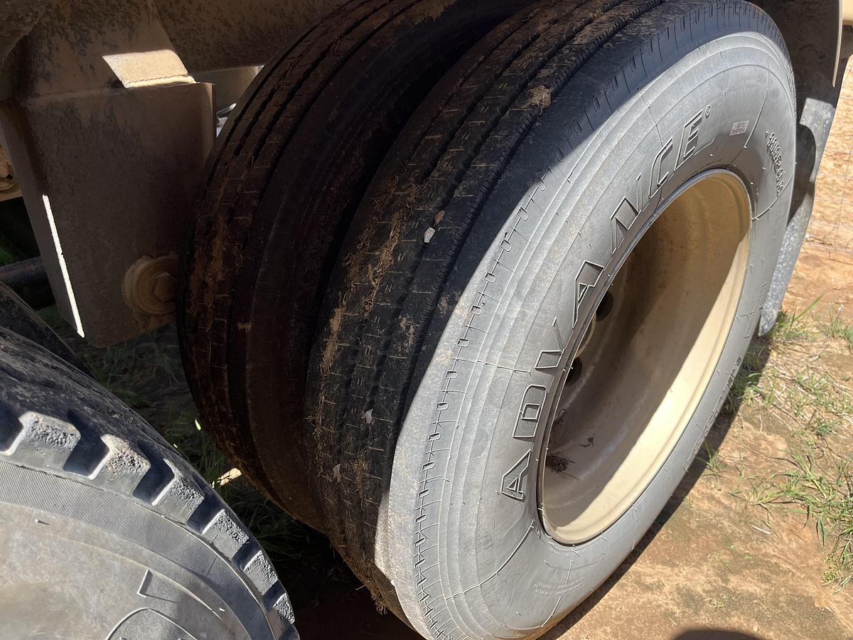 Used 2015 Vantage Pneumatic