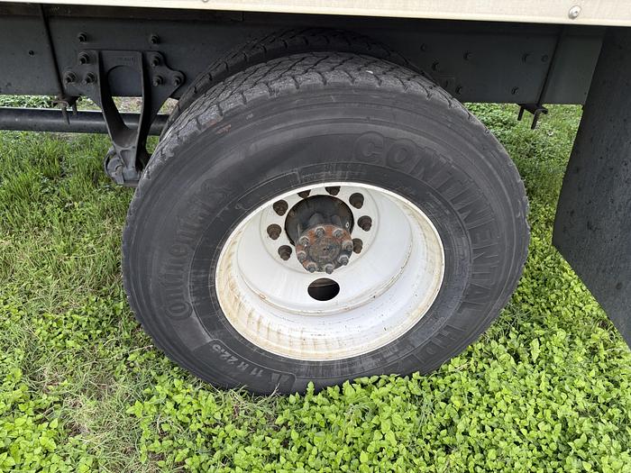 Used 2019 International 4300