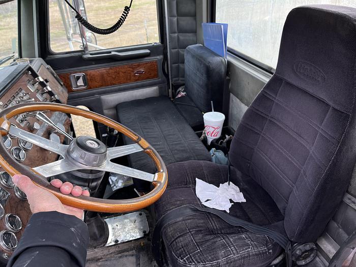 Used 1993 Peterbilt 379 Day Cab