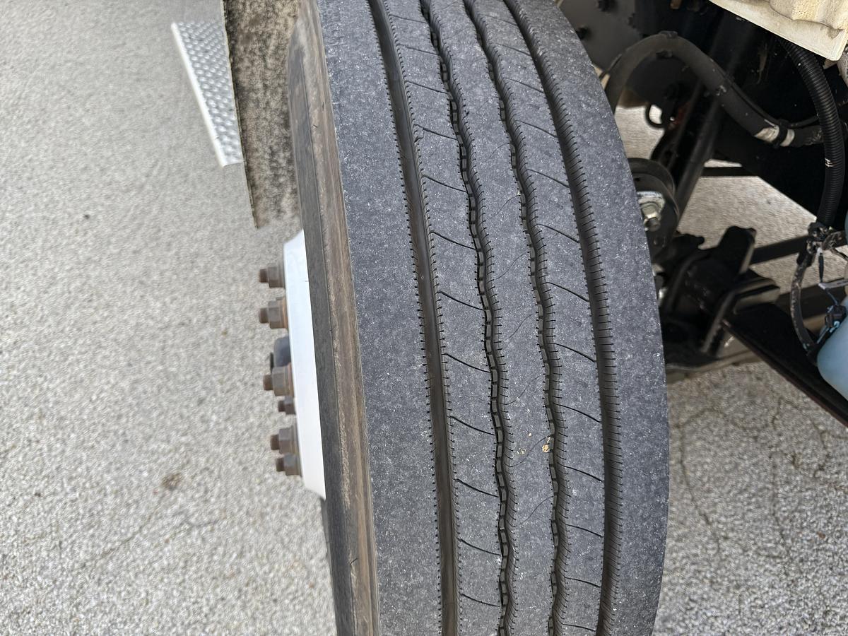 Used 2021 Freightliner M2 106