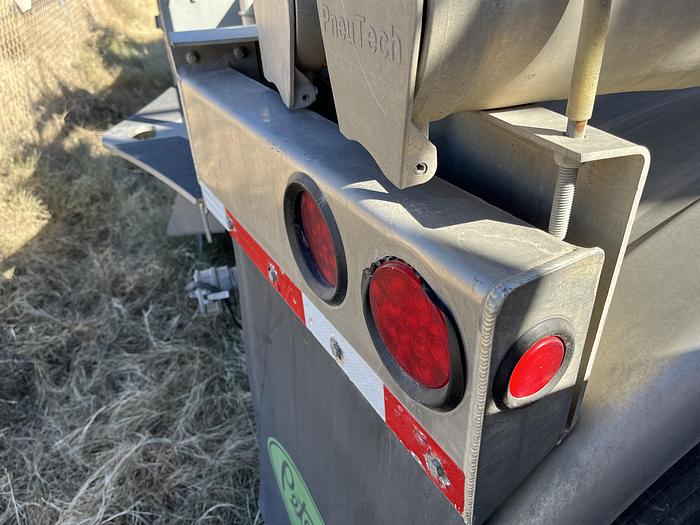 Used 2018 Southern Welding Pneumatic