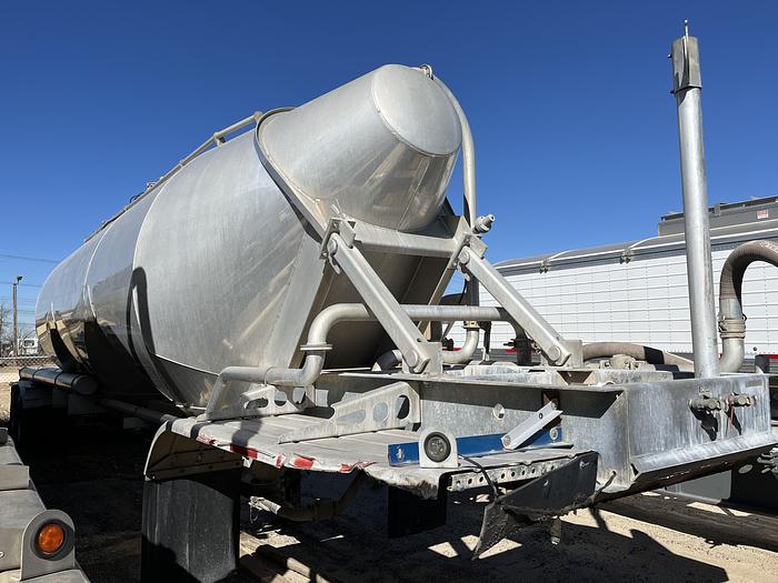 Used 2012 Vantage Pneumatic