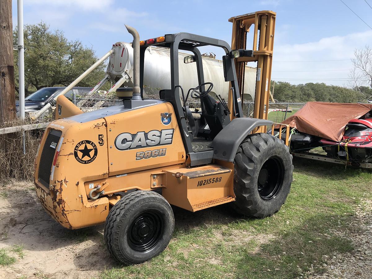 Used 2013 Case 586H Rough Terrain Forklift
