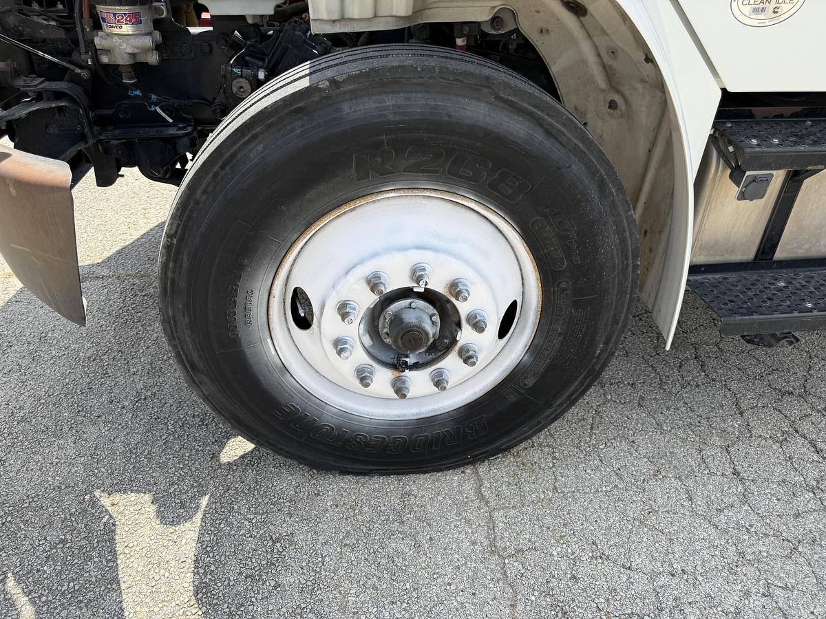 Used 2020 Freightliner M2 106