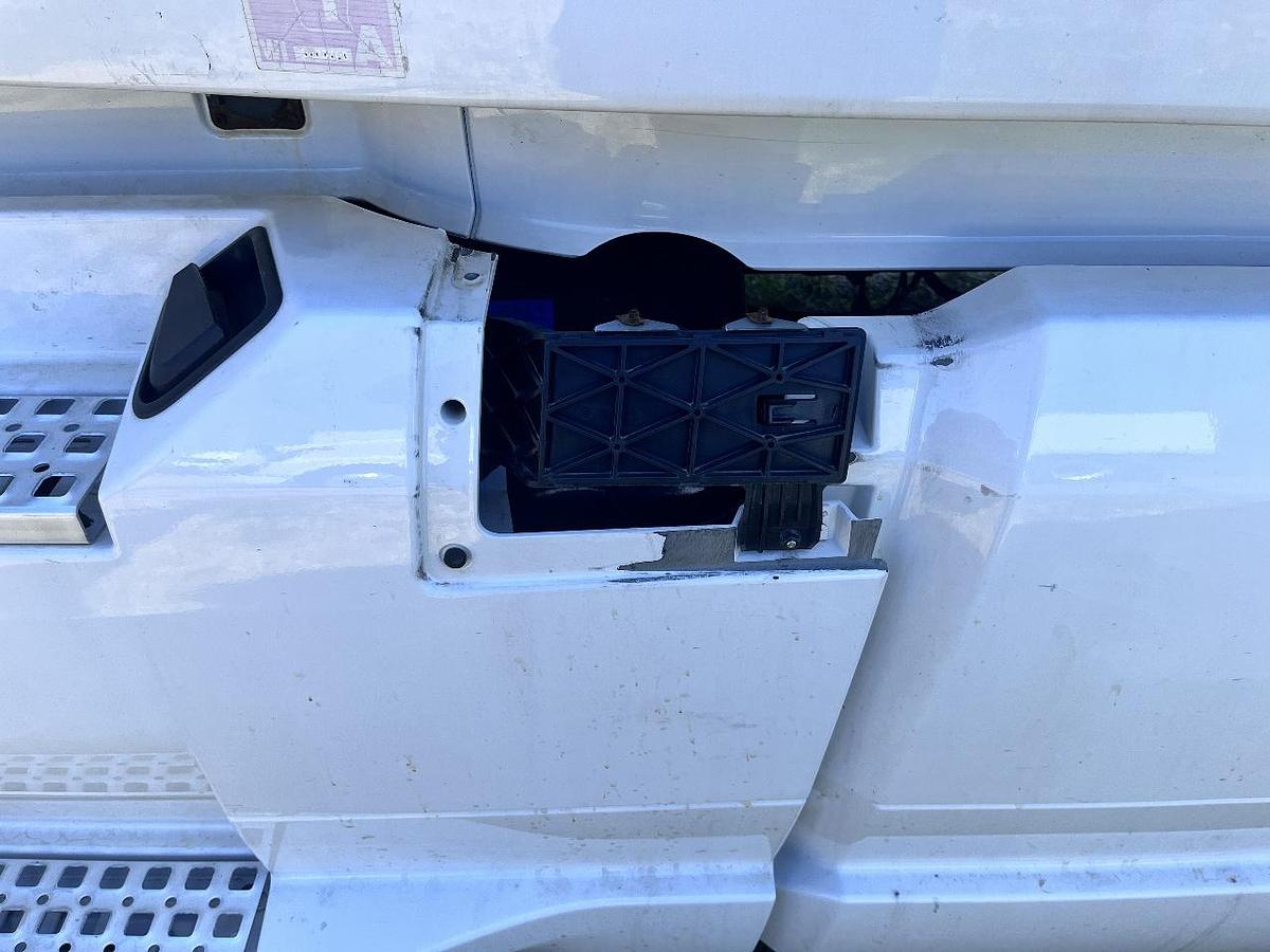 Used 2021 Volvo 760 Sleeper