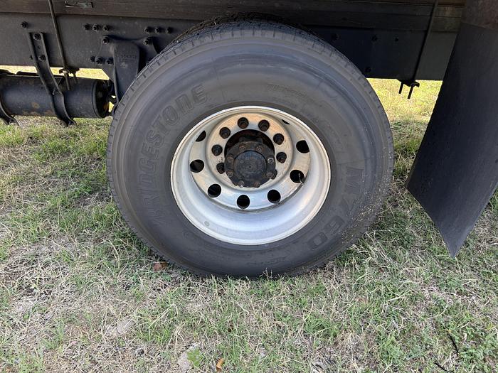 Used 2019 Freightliner 26' M2