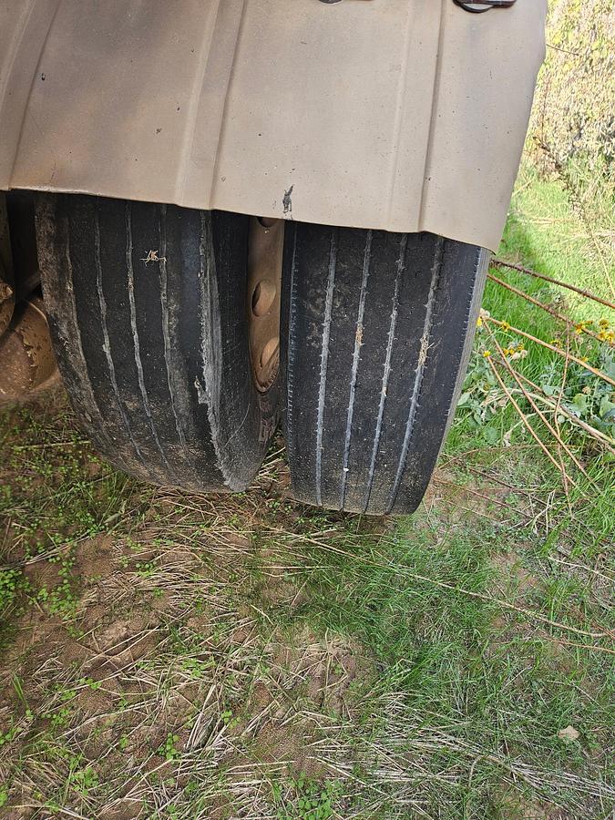 Used 2014 Heil Pneumatic Trailer