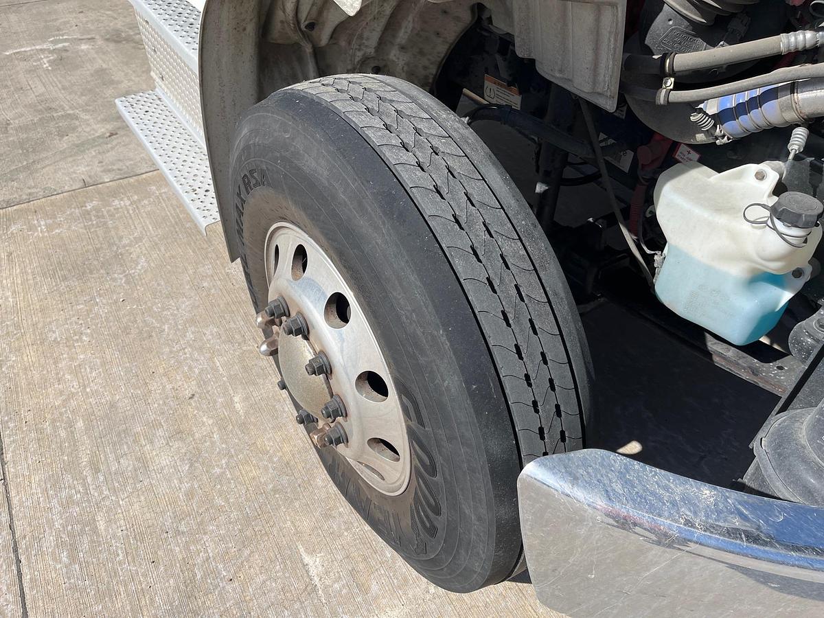 Used 2023 Freightliner M2 106 Box Truck