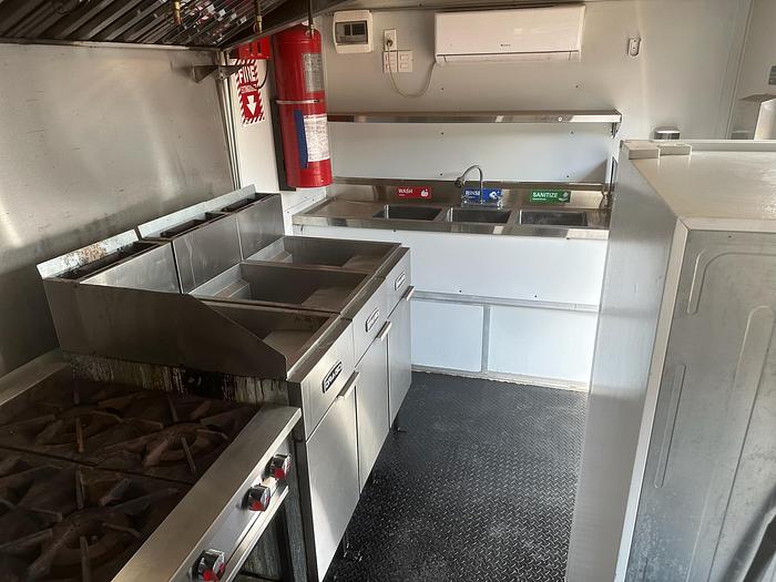 Used 2020 Margo Concession Trailer