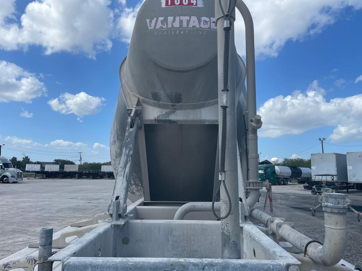 Used 2015 Vantage Pneumatic