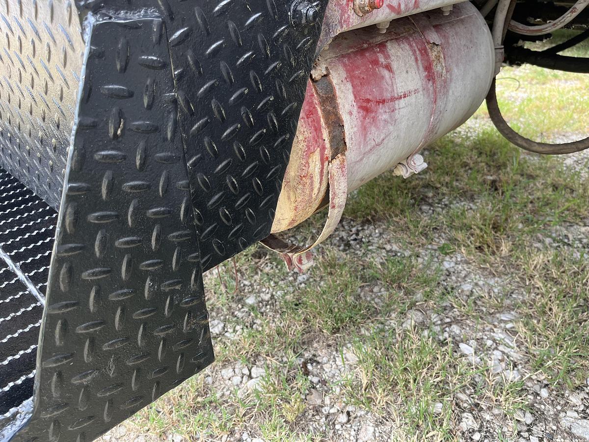 Used 2011 Freightliner Coronado 122SD Day Cab