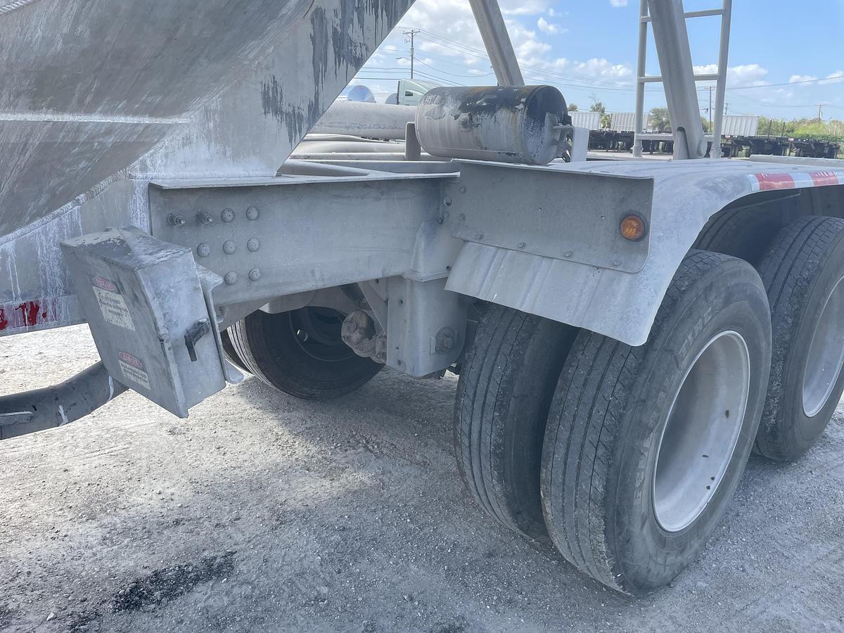 Used 2015 Vantage Pneumatic