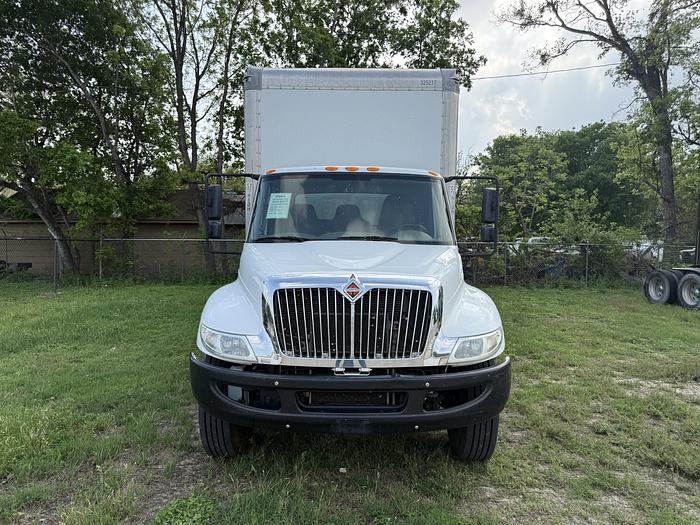 Used 2019 International 4300