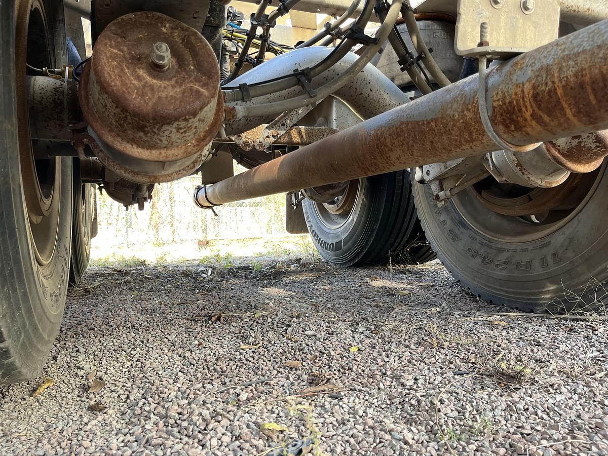 Used 2012 Heil 1040 Pneumatic Trailers