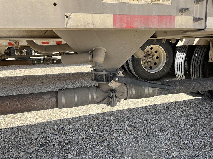 Used 2013 Heil Pneumatic