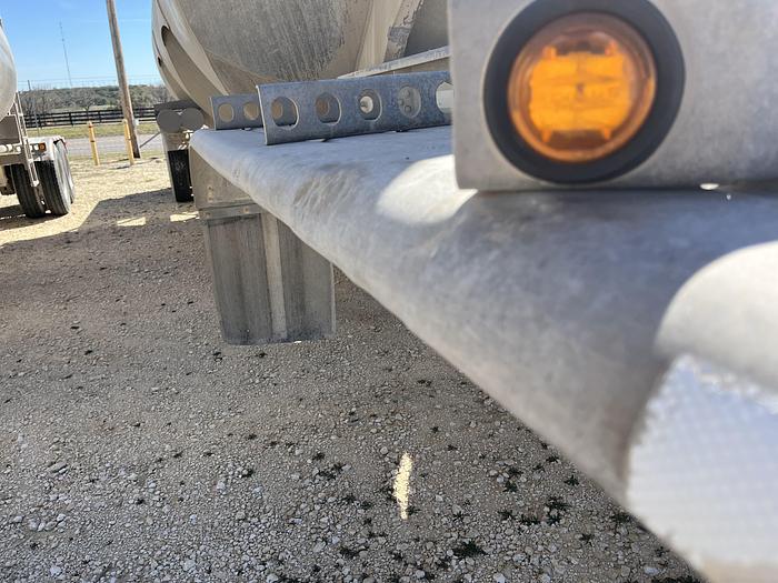 Used 2016 Stephens Pneumatic Trailer