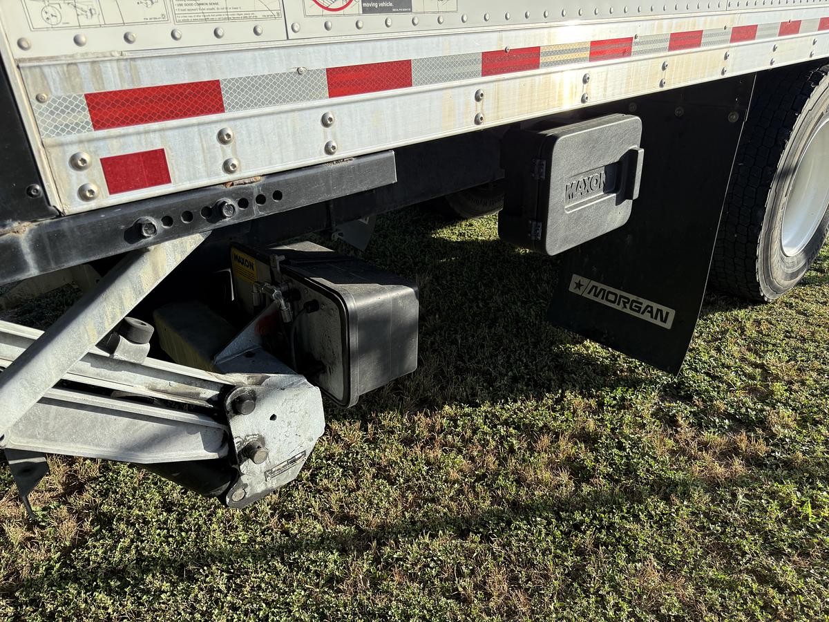 Used 2021 Freightliner 26' M2