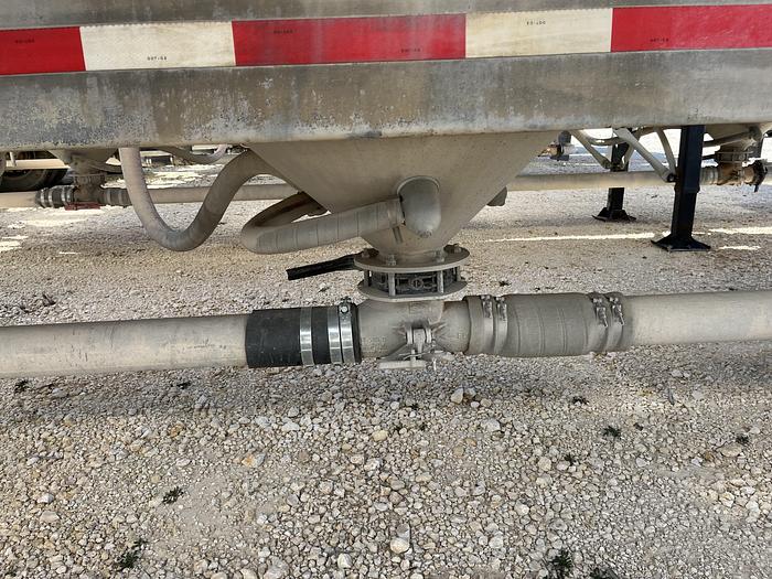 Used 2016 Stephens Pneumatic Trailer