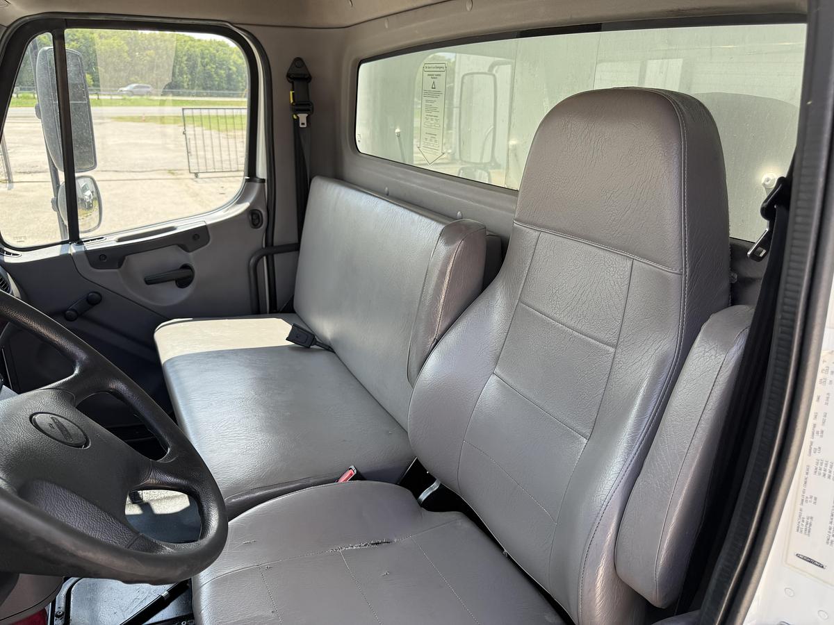 Used 2020 Freightliner M2 106