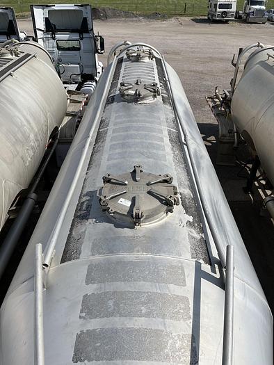 Used 2015 Heil 1040 cu.ft.