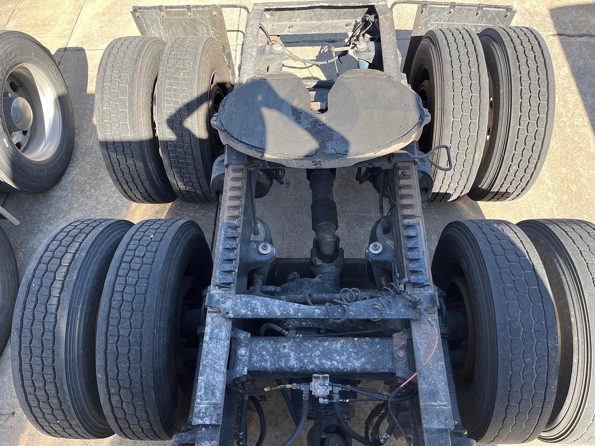 Used 2003 Peterbilt 379 Sleeper