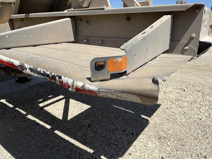 Used 2013 Heil Pneumatic