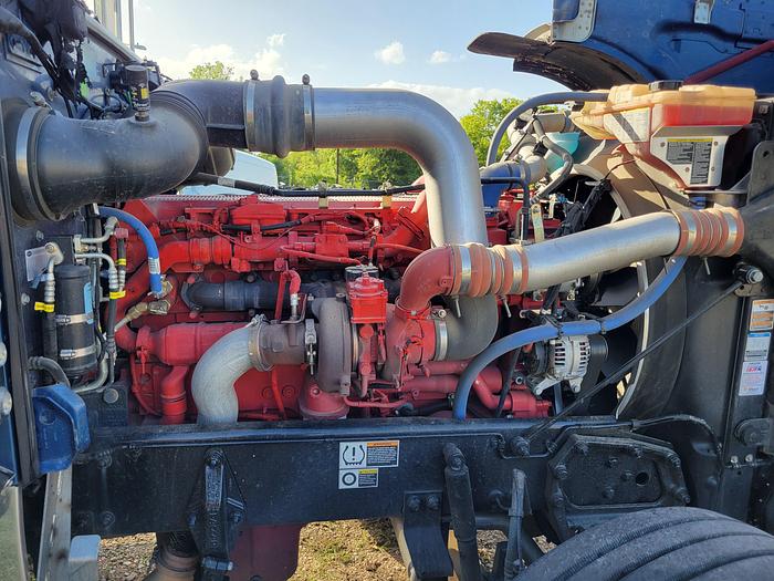 Used 2023 Peterbilt 389