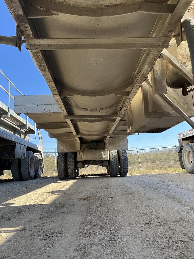 Used 2016 Troxell Vac Tank Trailer