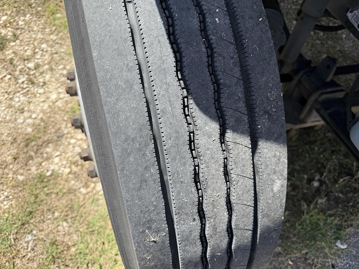 Used 2019 Freightliner 26' M2