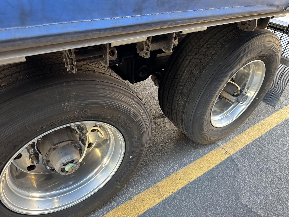 Used 2018- 50' Reitnouer Max Lite All Aluminum W/Rolling Tarp System & Front Lift Axle